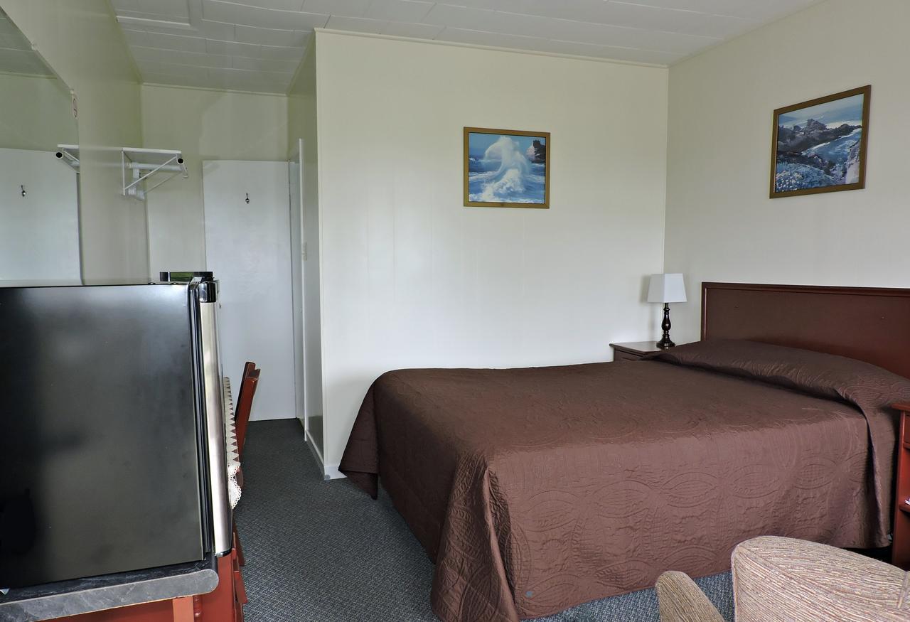 Basinview Motel Smiths Cove Exterior photo